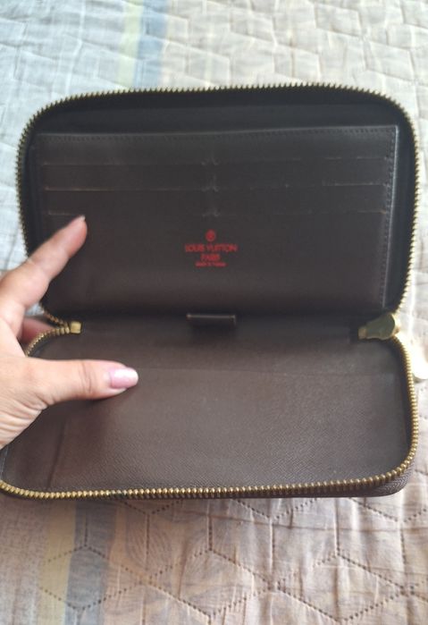 Llouis Vuitton портфейл