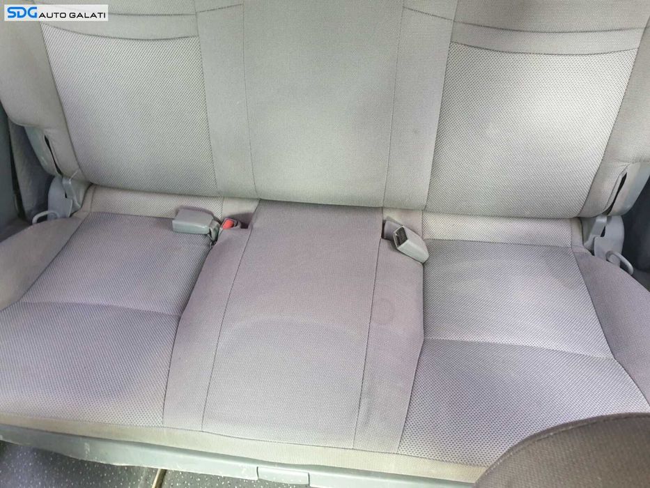 Interior Textil 7 Locuri Fara Incalzire Scaun Scaune Fata Stanga Dreapta Mijloc Bancheta Spate cu Spatar SsangYong Rodius 2004 - 2012
