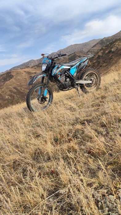 Продам мотоцикл эндуро