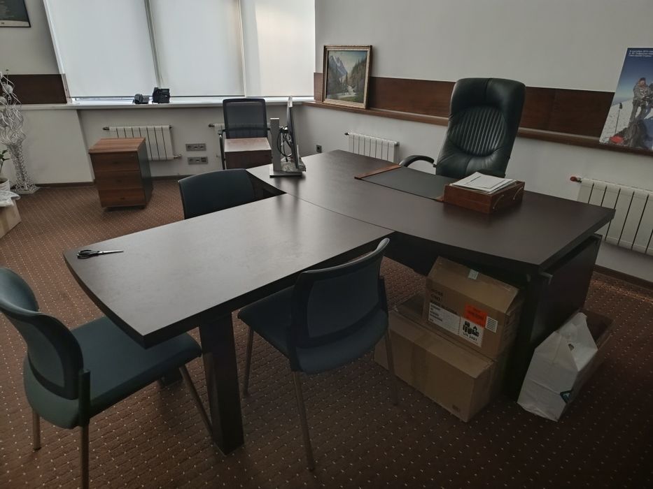 Продам мебель в кабинет руководителя