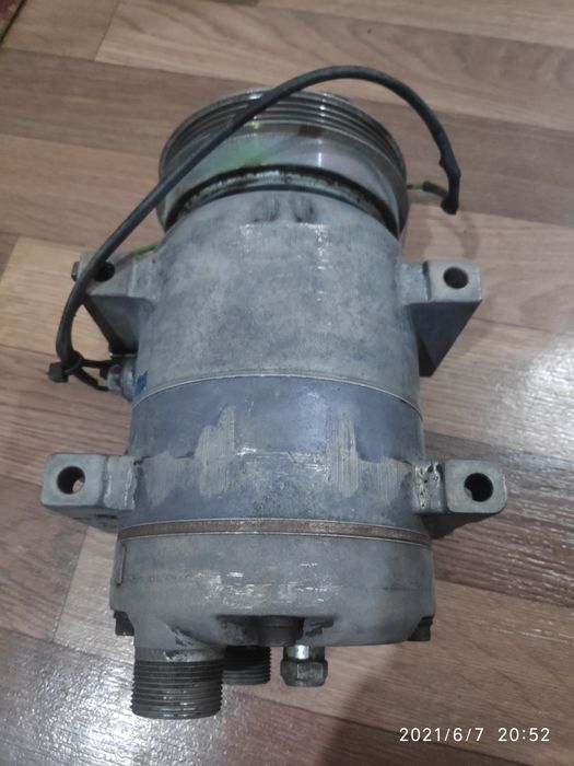 Компрессор кондиционера Ауди А4