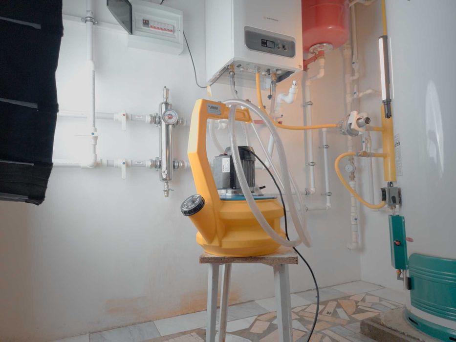 Промывка и чистка котла итальянским оборудованием 350 000 сум