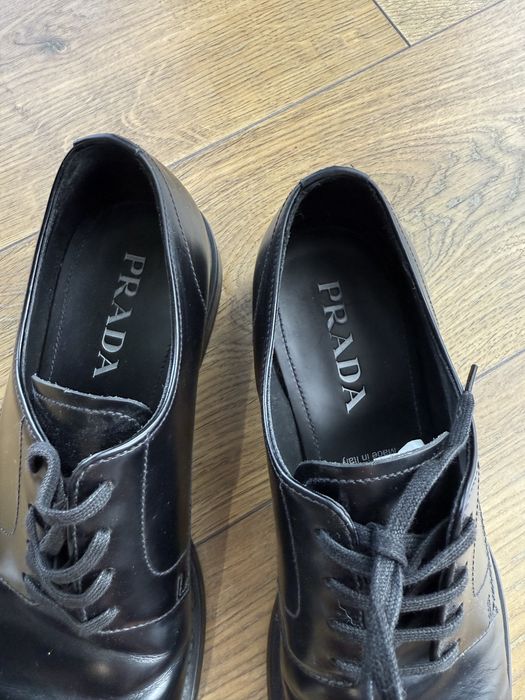 Pantofi Prada eleganti de barbati piele naturala marime 40.5