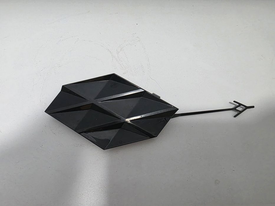 Geely Coolray заглушка бампера