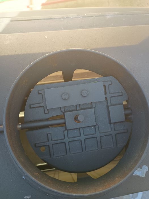 Focar șemineu chezeeles D70