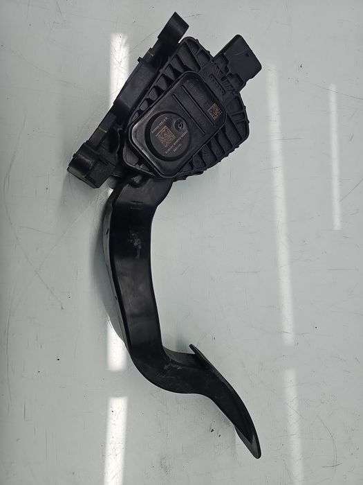 Pedala acceleratie TESLA Model 3 [Fabr 2020-2025] 1011298
