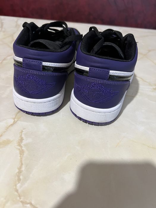 Air Jordan 1 Low court purple