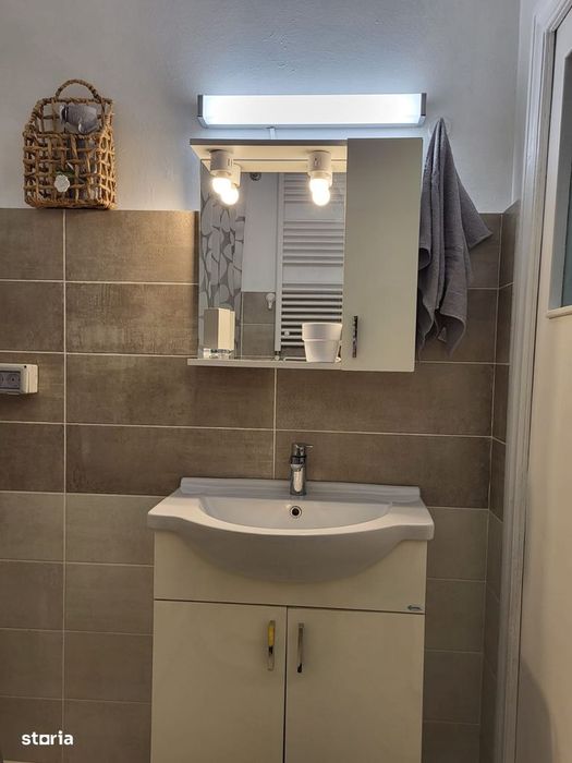 Doamna Ghica, Parter vila, ap. 3 camere, gradina