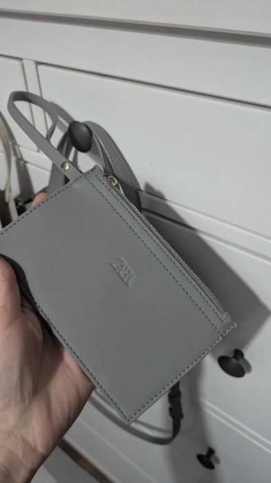 Малки чантички на Zara