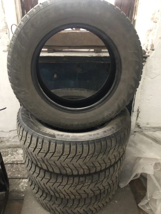 Продам шины 215/65/16, состояние хорошее