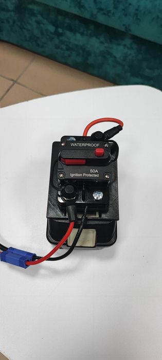 Redresor auto , pornire de urgenta auto, pe acumulator Parkside