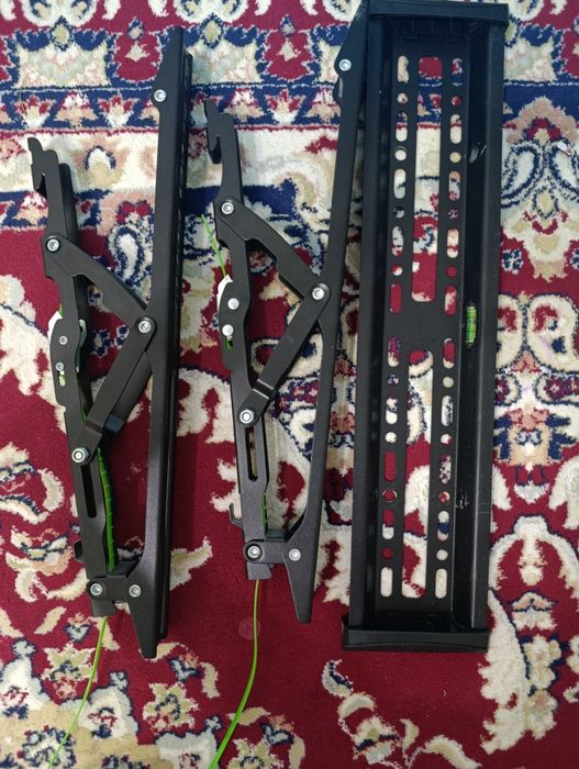 Телевизор ARG 43 D почти новый