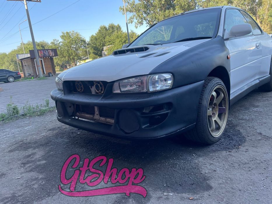 Передний бампер subaru impreza gc/gf /b22 задний бампер пороги капот