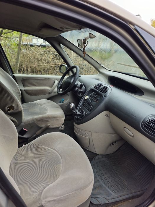 Vând Citroën Xsara Picasso
