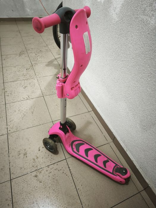 Розова тротинетка KinderKraft
