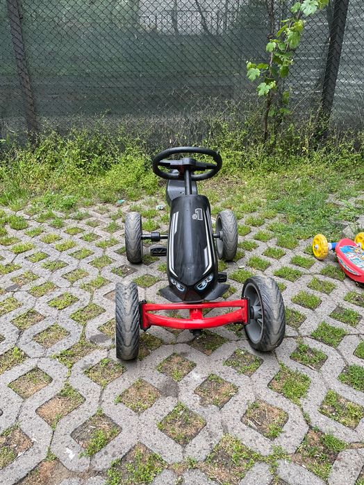Kids Pedal Go-Kart