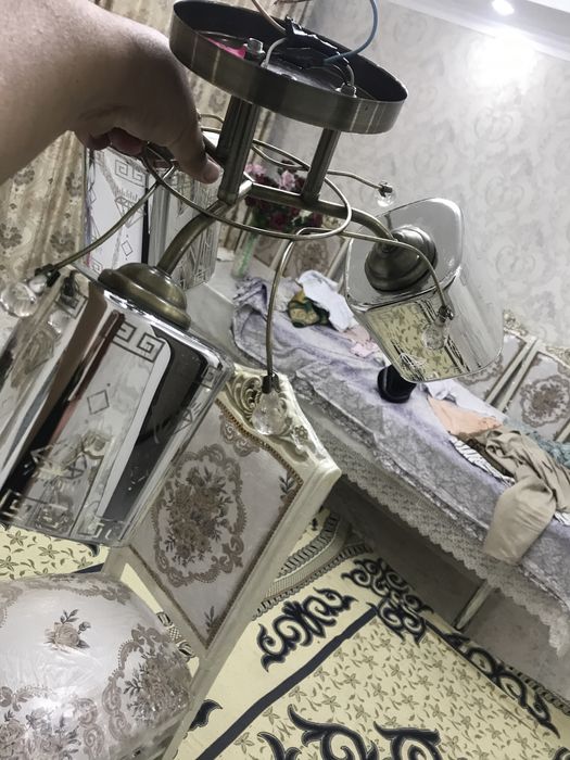 Продам Люстру 3рожковую!