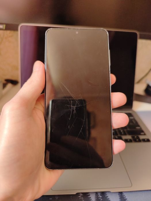 Телефон Samsung S21 128gb