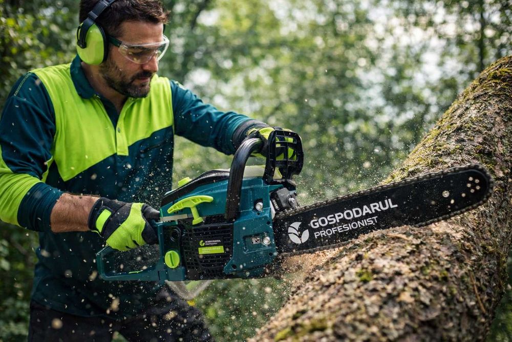 Drujba pe benzina Gospodarul Profesionist GP-5200 .