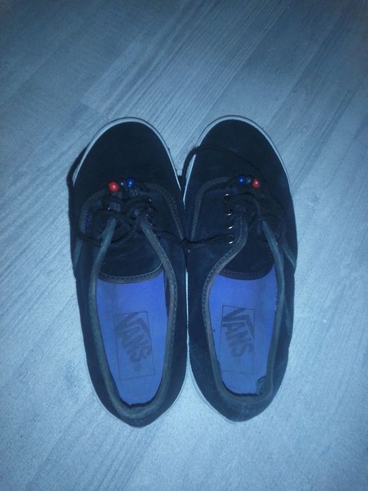 Обувки VANS Черно-Лилави