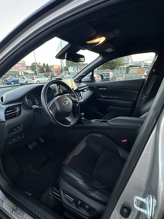 Vând Toyota C-HR 2020. Predare de leasing