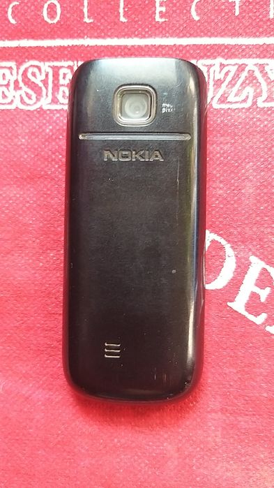 Продается телефон Nokia 2700
