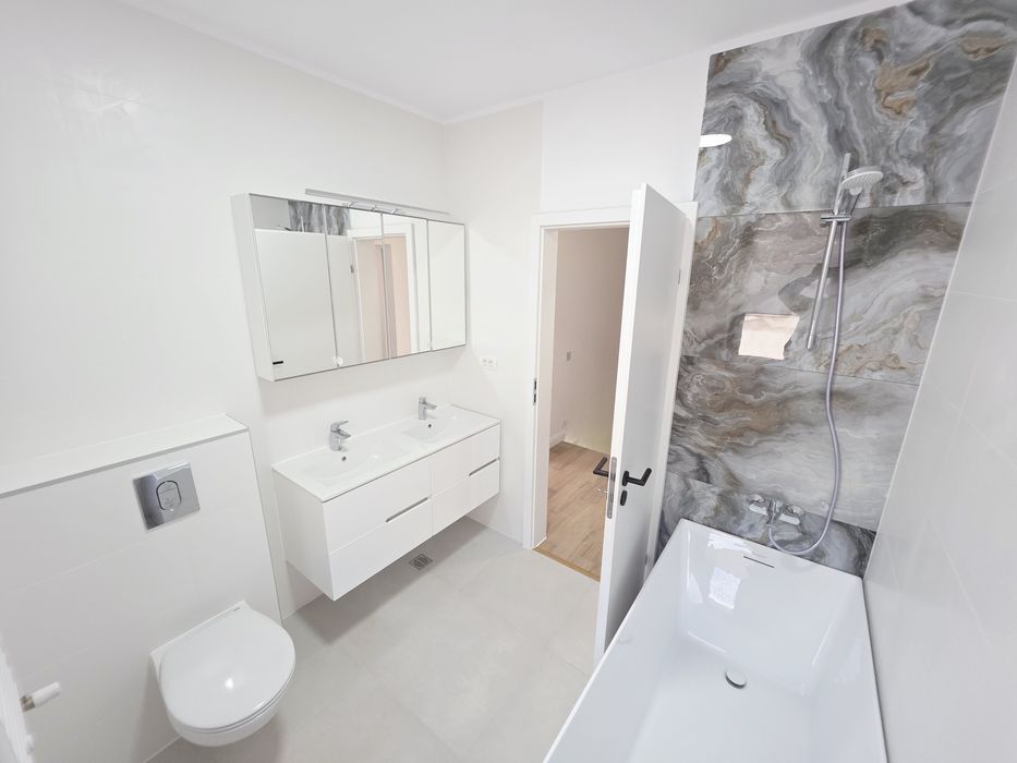 Casa 5 Cam, Pompa Caldura,TVA inclus, Panouri 10kw, Smart, Decomandata