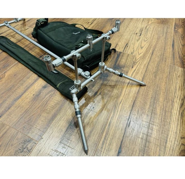 Риболовна стойка Solar P1 бъз барове P1