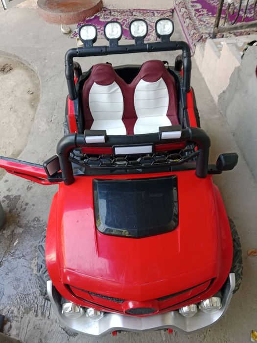 BOLALAR MASHINASI 2 kishilik azgina haydalgan 4 ta shirokiy balon