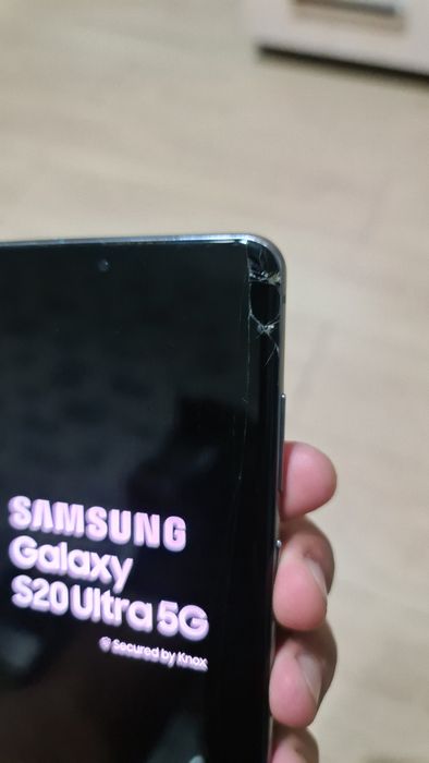 Продаю Samsung Galaxy S20 Ultra 5G