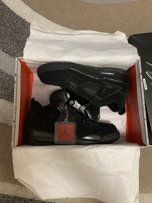 Jordan 4 black cat