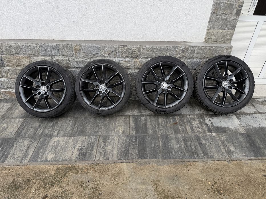 Оригинални Джанти 18 Шкода Octavia 3 VRS с гуми
