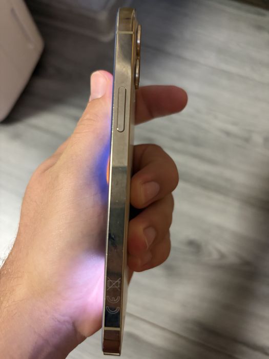 Apple iPhone 12 Pro 128GB Gold Neverlocked