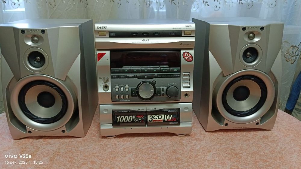 Sony GRX-5 музыкальный центр.