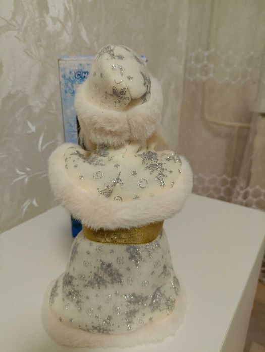 Дед Мороз- игрушка под ёлку