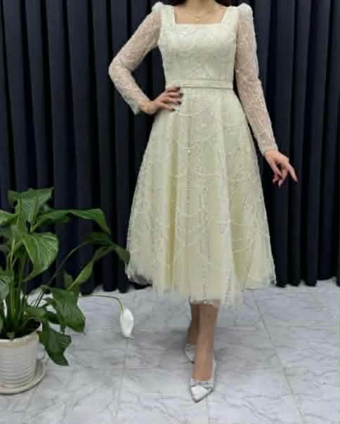 Официална  рокля