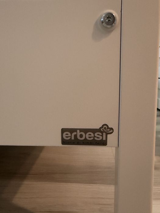 Pătuț bebelus Erbesi