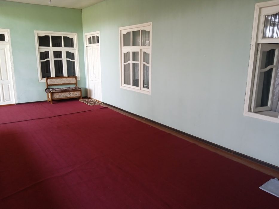 Xovli uy SOTILADI!   80.000$ kami bor