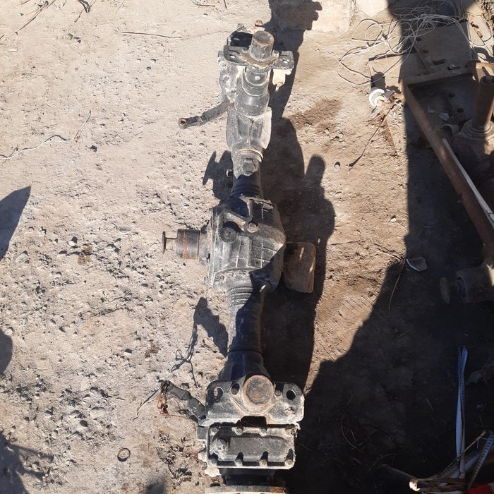 Трактор сотилади