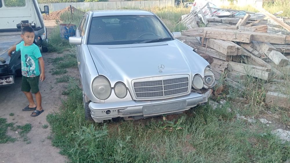 Мерседес 210 продам СРОЧНО!