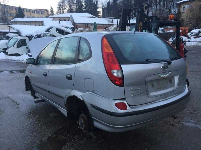 Нисан Алмера тино Nissan Almera tino 2.2 TDI/DCI на части