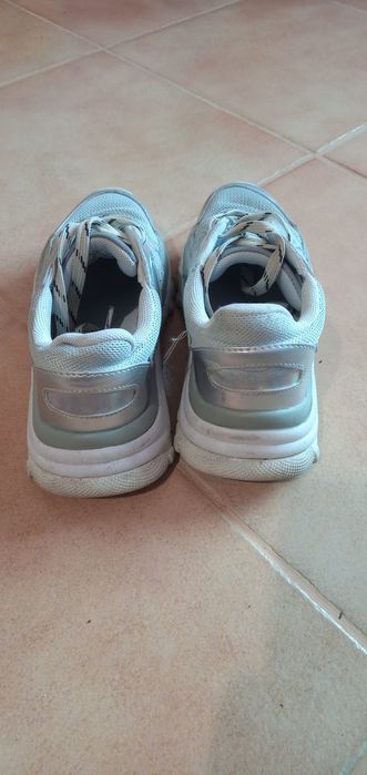Детски спортни обувки 35 номер