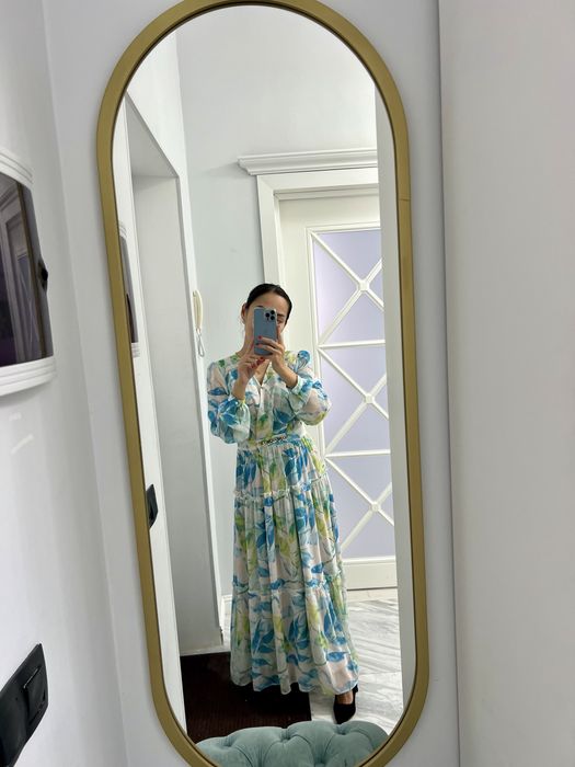 Платье 10000 тг размер 42-44