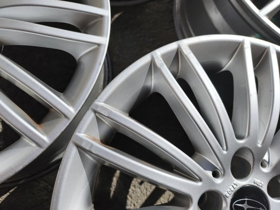 Subaru/Субару - 17 цола 5x100; 4 бр. лети джанти