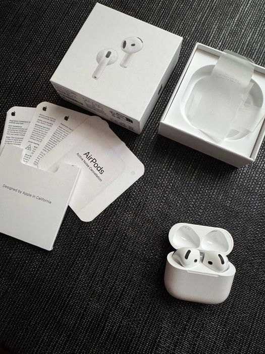 Airpods 4 foarte bune sigilate!!!