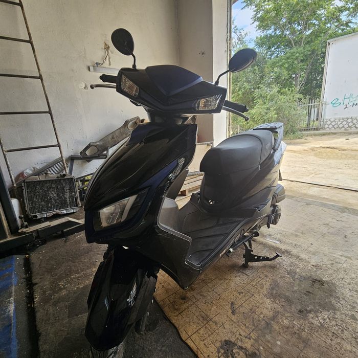 М8 про 150 куб в идеальном состояний