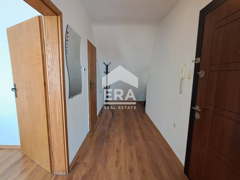 Продава се Двустаен апартамент в Варна, Базар Левски - 83 кв.м за 1855 €/кв.м - Снимка #10