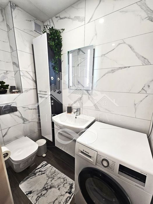 Продава се Тристаен апартамент в Велинград - 250 кв.м за 979 €/кв.м - Снимка #8