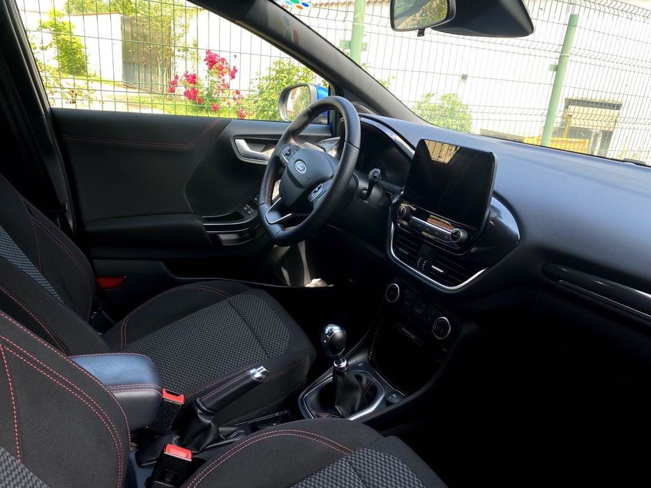 Ford Puma ST-Line 2023 Mild Hybrid 125 CP / 29.000 km