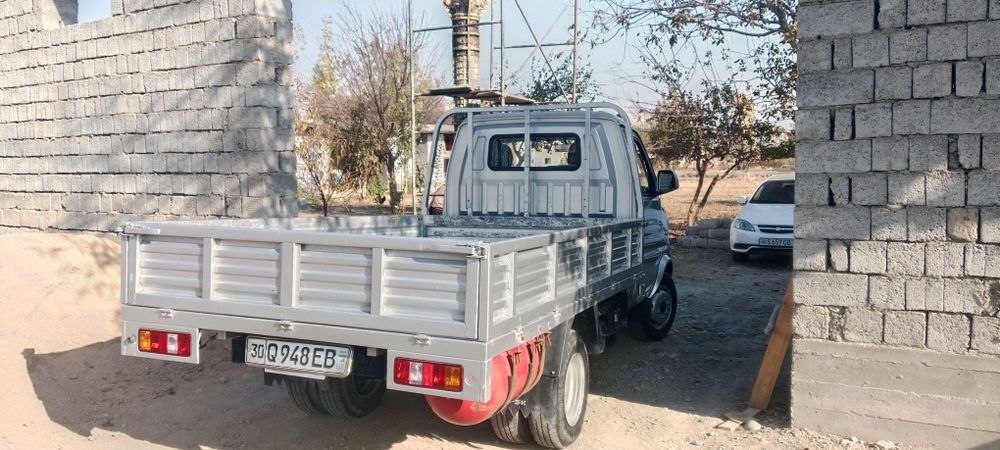 Dongfeng D50 sotiladi